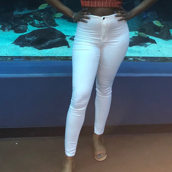 Fashion Nova Denim - High waisted fashion nova jeans